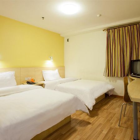 7Days Inn Sanya Phoenix Island Buitenkant foto