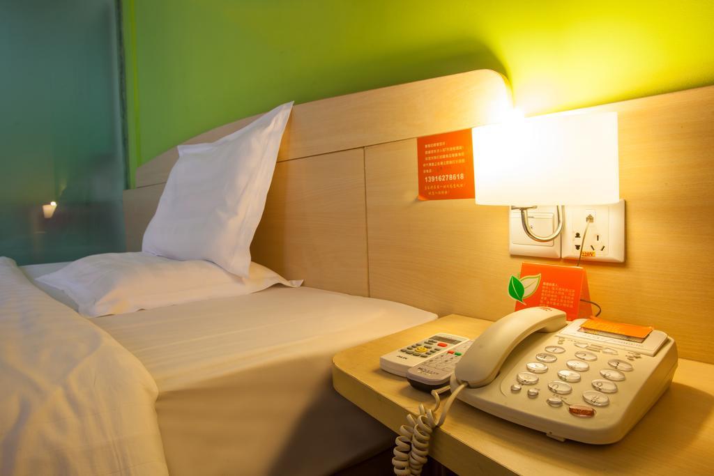7Days Inn Sanya Phoenix Island Kamer foto